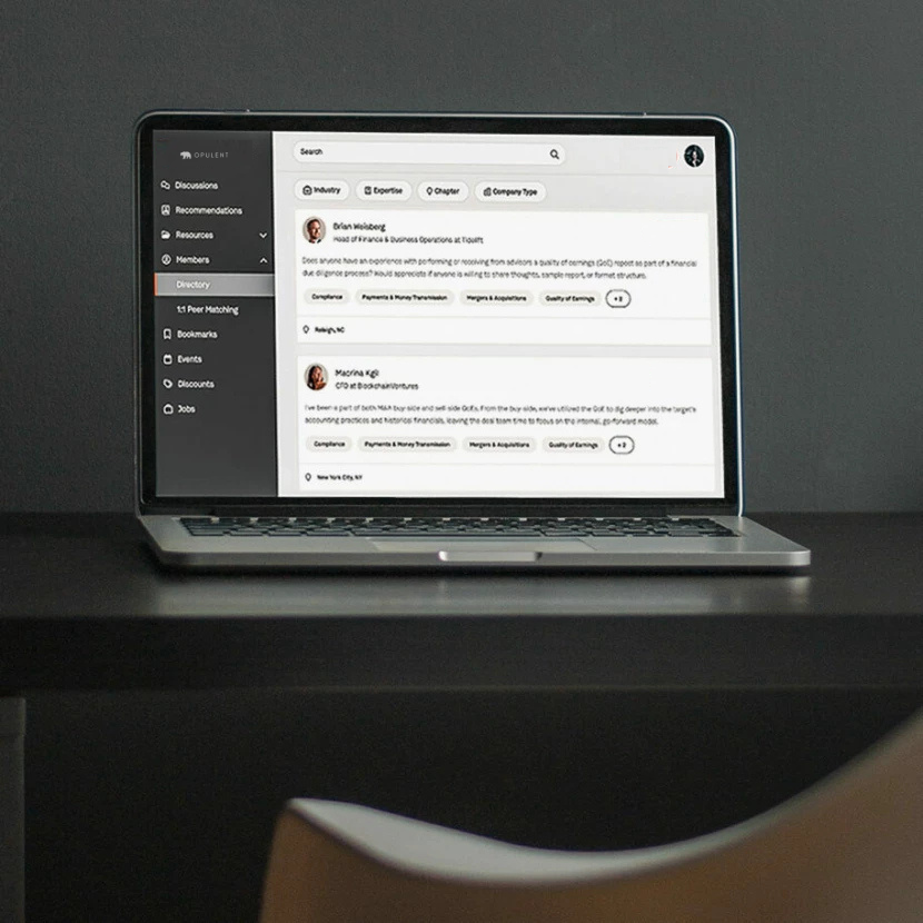 OPULENT VENTURE  Platform on desk 02
